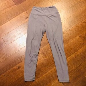 SOLD Waist Scrunch Leggings